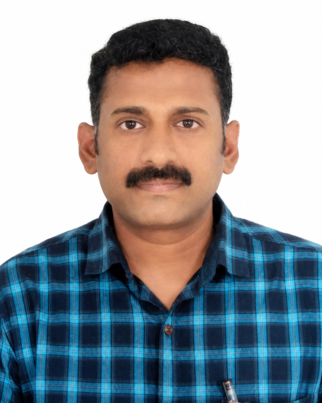 B. Ganesamoorthy — Senior Mold Designer, Praglinea